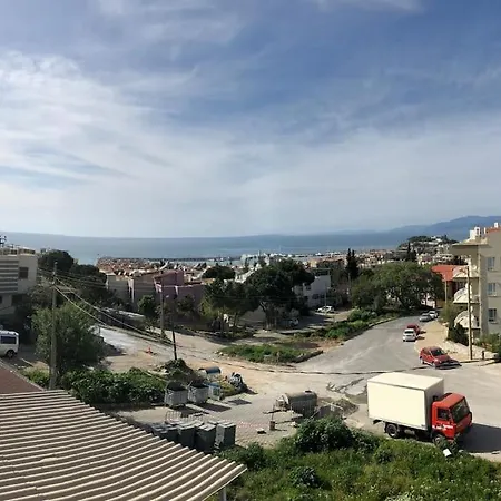Personal 5 Minutes To Pier